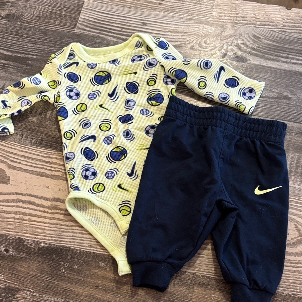 Nike Kids Yellow and Navy Sports Bodysuit Set